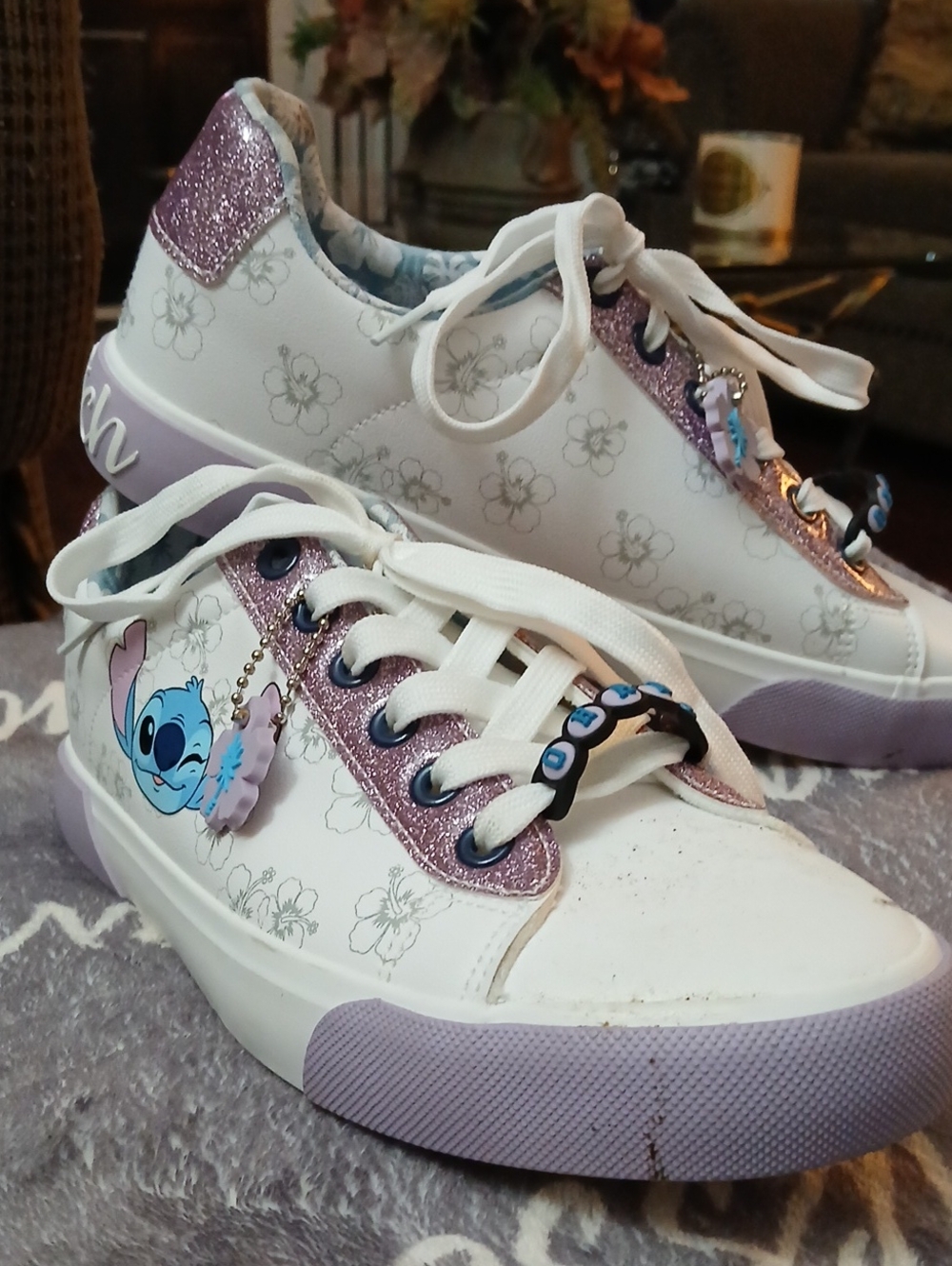 Disney White & Lilac Stitch Women's Lace-Up Sneakers